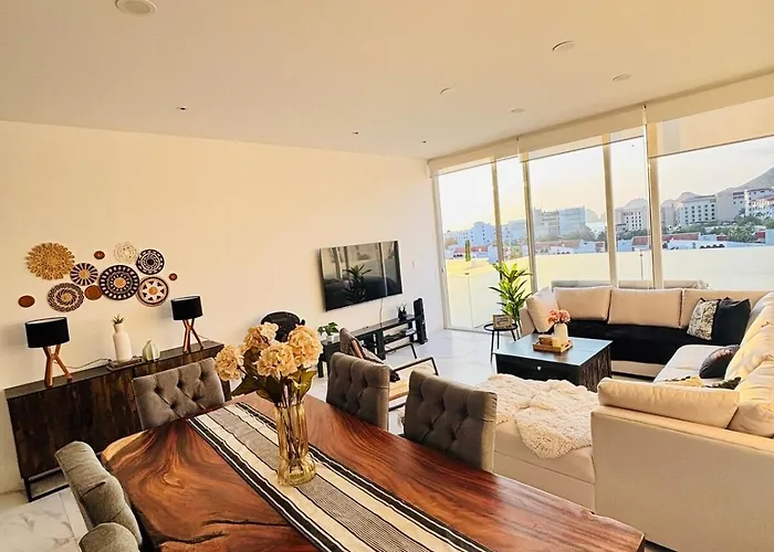 Penthouse With Private Jacuzzi Apartment *
